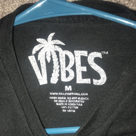 Spaceman Alien T-Shirt - Picture 3 of 3